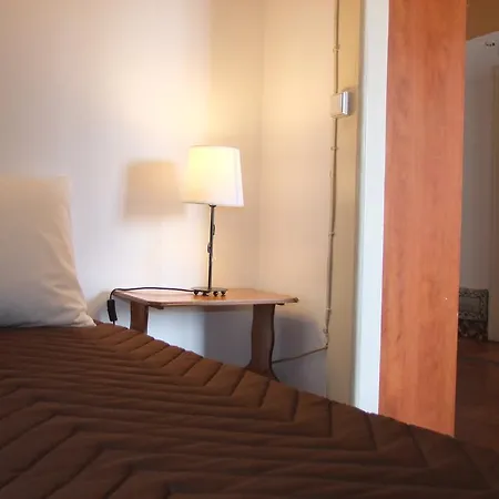 Apartment Budget *